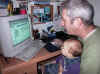 Mattia e computers.jpg (53930 byte)